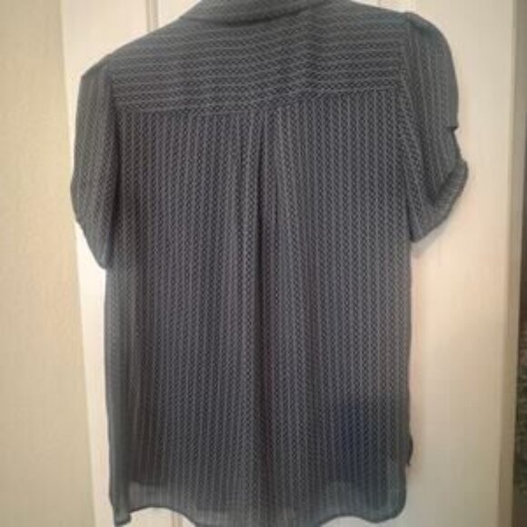 Navy and White Patterned Top - Picture 4 of 4